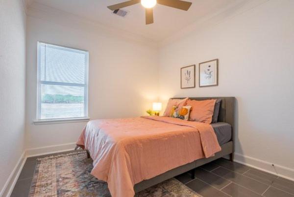 Cute Cozy House Close To Major Sporting Events And Restaurants Хьюстон Экстерьер фото